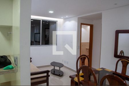 Sala de apartamento para alugar com 2 quartos, 50m² em Cabral, Contagem