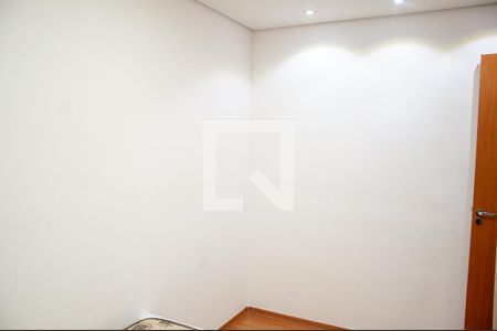 Quarto 2 de apartamento para alugar com 2 quartos, 50m² em Cabral, Contagem