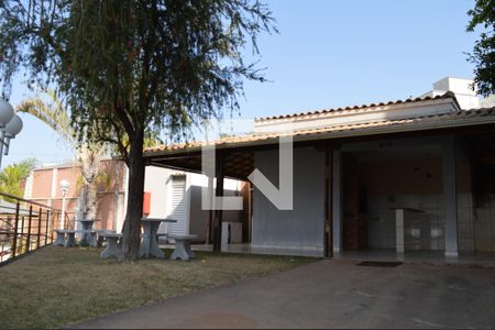 Apartamento para alugar com 60m², 2 quartos e 1 vagaÁrea comum 