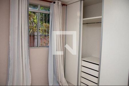 Quarto 1 de apartamento para alugar com 2 quartos, 60m² em Chácara Cotia, Contagem