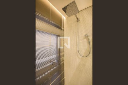 Apartamento para alugar com 75m², 1 quarto e 1 vagaChuveiro do banheiro da suíte