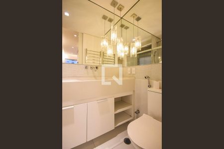 Apartamento para alugar com 75m², 1 quarto e 1 vagaBanheiro suíte