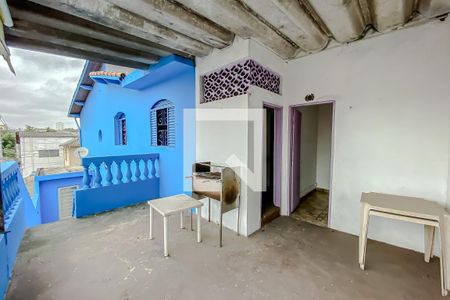 Casa à venda com 220m², 3 quartos e 2 vagasVaranda 