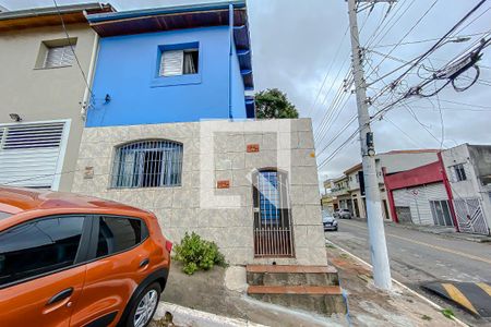 Casa à venda com 220m², 3 quartos e 2 vagasFachada