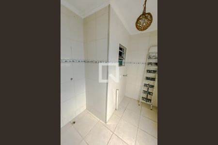 Casa à venda com 220m², 3 quartos e 2 vagasLavanderia