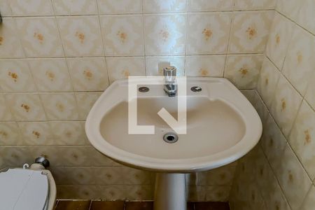 Casa à venda com 220m², 3 quartos e 2 vagasDetalhe Banheiro