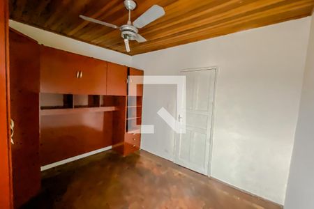 Casa à venda com 220m², 3 quartos e 2 vagasQuarto 3
