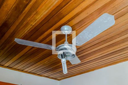 Casa à venda com 220m², 3 quartos e 2 vagasDetalhee Quarto 3