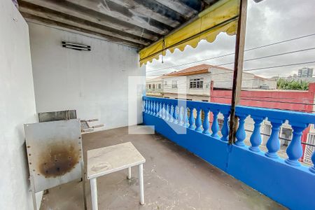 Casa à venda com 220m², 3 quartos e 2 vagasVaranda 