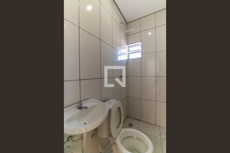 Casa de condomínio para alugar com 34m², 2 quartos e sem vagaBanheiro