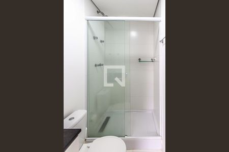 Banheiro de kitnet/studio à venda com 1 quarto, 29m² em República, São Paulo