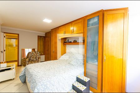 Apartamento à venda com 243m², 4 quartos e 1 vagaSuite