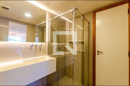 Apartamento à venda com 243m², 4 quartos e 1 vagaBanheiro