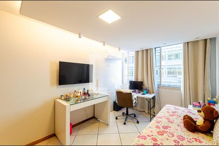 Apartamento à venda com 243m², 4 quartos e 1 vagaQuarto 2