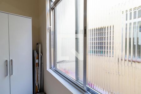 Apartamento à venda com 70m², 2 quartos e sem vagaÁrea de Serviço