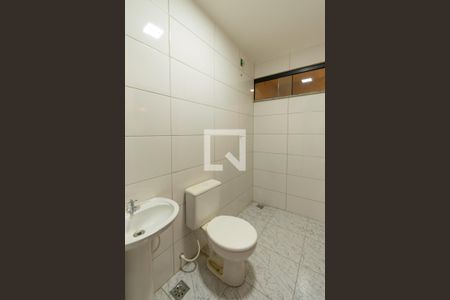 Banheiro da suíte 1 de apartamento para alugar com 2 quartos, 100m² em Riacho Fundo Ii, Brasília