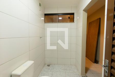 Banheiro da suíte 1 de apartamento para alugar com 2 quartos, 100m² em Riacho Fundo Ii, Brasília
