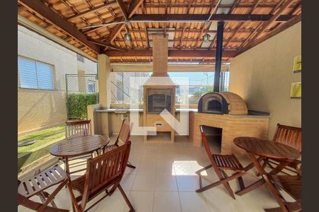 Apartamento à venda com 42m², 2 quartos e 1 vaga Apartamento à venda com 42m², 2 quartos e 1 vagaÁrea comum - Churrasqueira