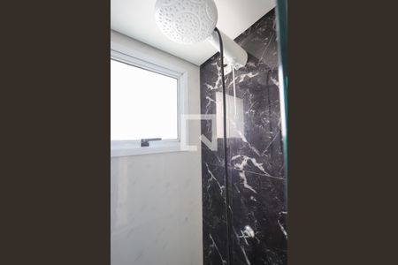 Apartamento à venda com 42m², 2 quartos e 1 vaga Apartamento à venda com 42m², 2 quartos e 1 vagaBanheiro