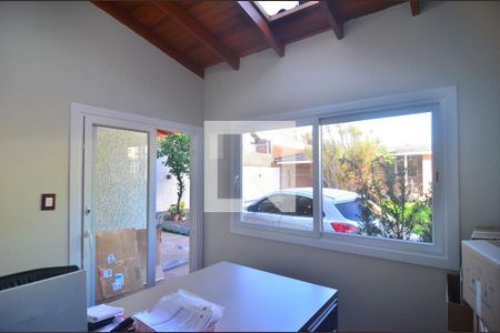 Casa para alugar com 300m², 2 quartos e 1 vagaEscritório