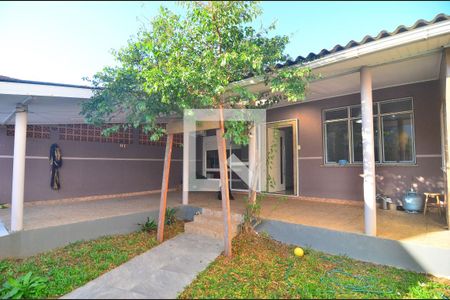 Casa para alugar com 300m², 2 quartos e 1 vagaPátio