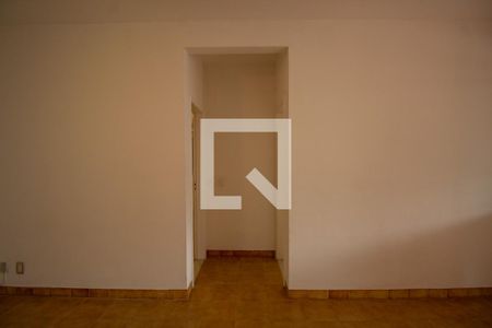 Casa de condomínio à venda com 1200m², 3 quartos e 8 vagasSala