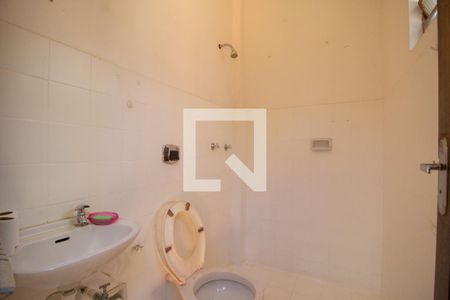 Casa de condomínio à venda com 1200m², 3 quartos e 8 vagasBanheiro da Piscina