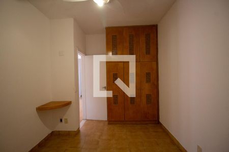 Casa de condomínio à venda com 1200m², 3 quartos e 8 vagasQuarto 1