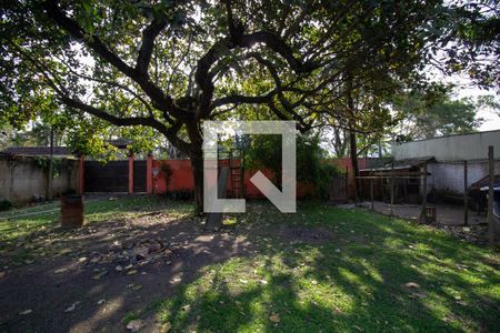 Casa de condomínio à venda com 1200m², 3 quartos e 8 vagasQuintal