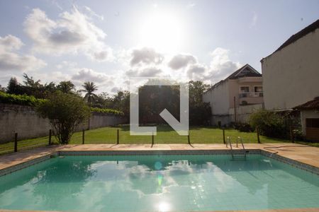 Casa de condomínio à venda com 1200m², 3 quartos e 8 vagasQuintal