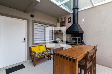 Casa para alugar com 67m², 2 quartos e 1 vagaÁrea da Churrasqueira