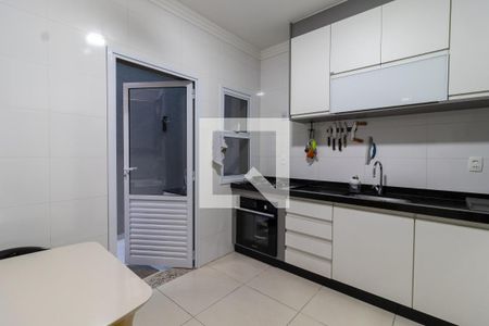 Casa para alugar com 67m², 2 quartos e 1 vagaCozinha