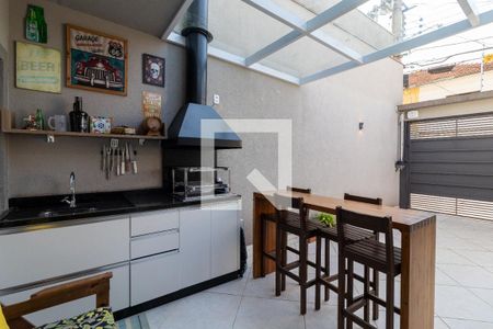 Casa para alugar com 67m², 2 quartos e 1 vagaÁrea da Churrasqueira