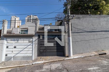 Casa para alugar com 67m², 2 quartos e 1 vagaFachada