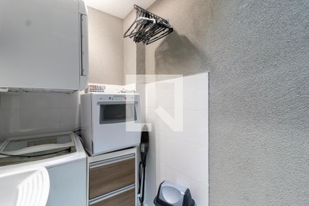 Casa para alugar com 67m², 2 quartos e 1 vagaÁrea de Serviço