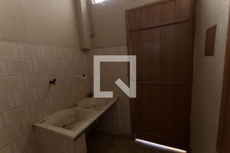 Casa para alugar com 75m², 2 quartos e sem vagaÁrea de Serviço