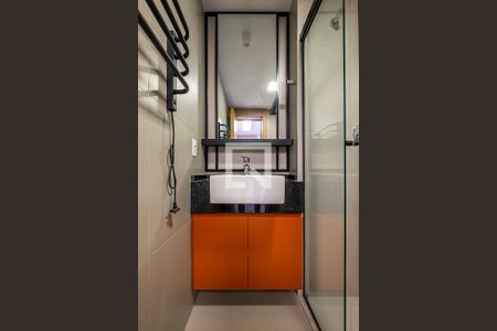 Banheiro de kitnet/studio à venda com 1 quarto, 36m² em Pinheiros, São Paulo