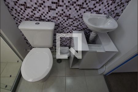 Apartamento para alugar com 34m², 2 quartos e sem vaga Apartamento para alugar com 34m², 2 quartos e sem vagaBanheiro
