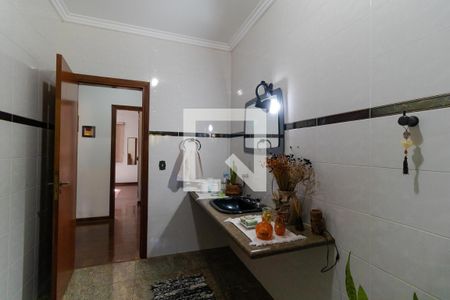 Casa à venda com 230m², 4 quartos e 4 vagas Casa à venda com 230m², 4 quartos e 4 vagasBanheiro