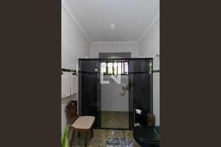 Casa à venda com 230m², 4 quartos e 4 vagas Casa à venda com 230m², 4 quartos e 4 vagasBanheiro