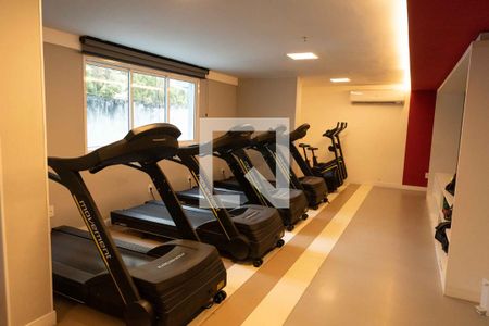 Apartamento à venda com 240m², 4 quartos e 2 vagasAcademia