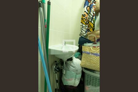 Apartamento à venda com 240m², 4 quartos e 2 vagasBanheiro de Serviço