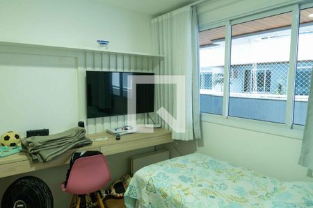 Apartamento à venda com 240m², 4 quartos e 2 vagasSuíte 1