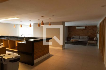 Apartamento à venda com 240m², 4 quartos e 2 vagasÁrea comum - Salão de festas