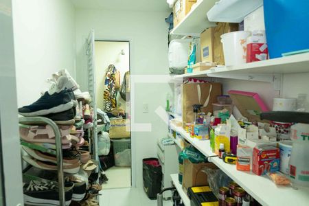 Apartamento à venda com 240m², 4 quartos e 2 vagasQuarto de Serviço