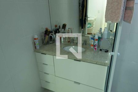 Apartamento à venda com 240m², 4 quartos e 2 vagasBanheiro da Suíte 2
