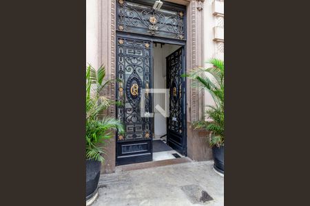 Apartamento à venda com 80m², 2 quartos e sem vaga Apartamento à venda com 80m², 2 quartos e sem vagaFachada