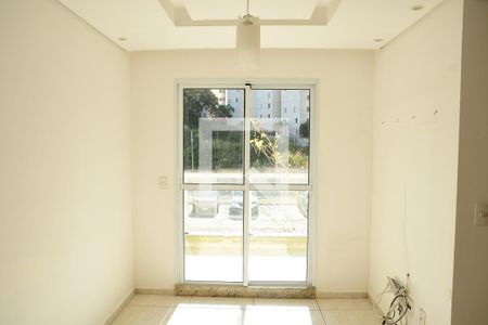 Sala de apartamento para alugar com 2 quartos, 49m² em Jardim Santa Izabel, Cotia