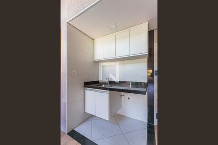 Apartamento à venda com 94m², 2 quartos e 1 vagaÁrea de Serviço