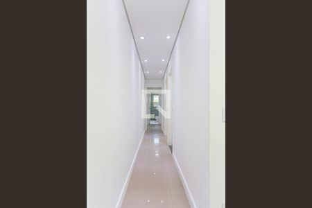 Corredor de apartamento para alugar com 2 quartos, 94m² em Vila Helena, Santo André